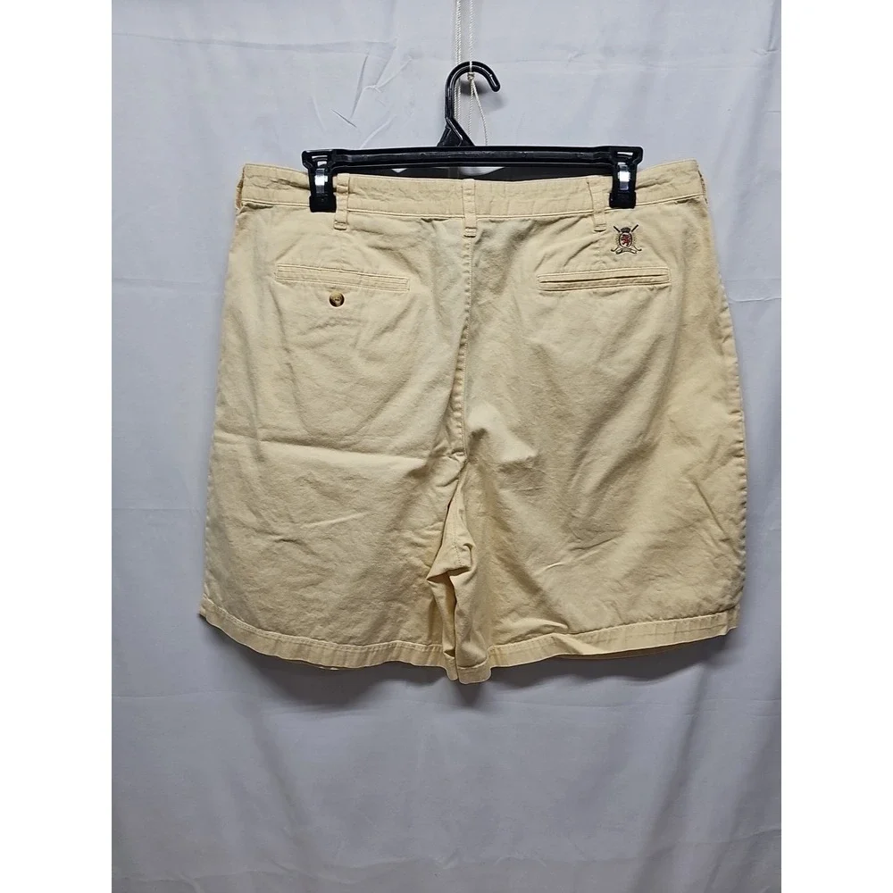Tommy Hilfiger Mens Golf Shorts 38 Yellow Chino Pleated Slash Pockets 7'' Inseam
